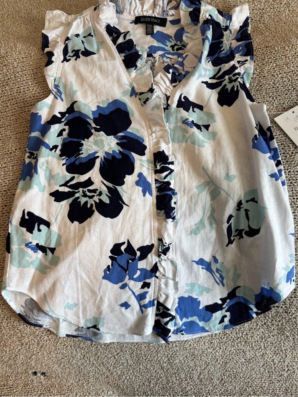Ellen Tracy White Sleeveless Floral Ruffle V-Neck Top
